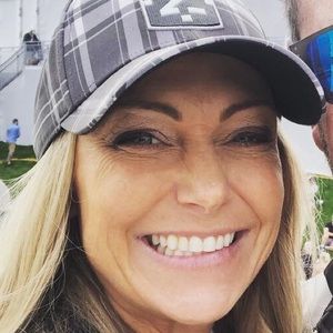 Meet your Posher, Llaura